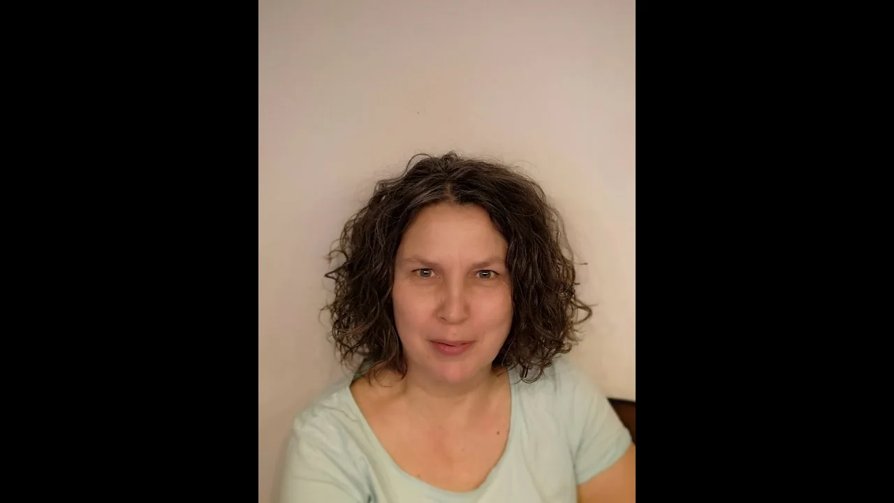 Katrin Schröder im ESI-Video zu Hypno Shiatsu